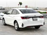 Toyota Yaris Standard 2024
